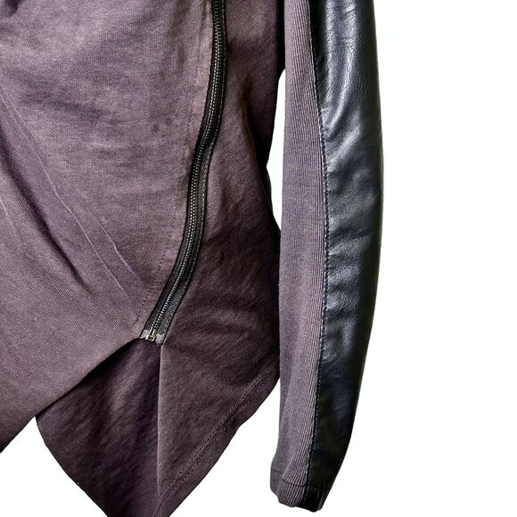Blank NYC Gray Mixed Media Asymmetrical Zippered Moto Jacket Women's Medium - Picture 3 of 11
